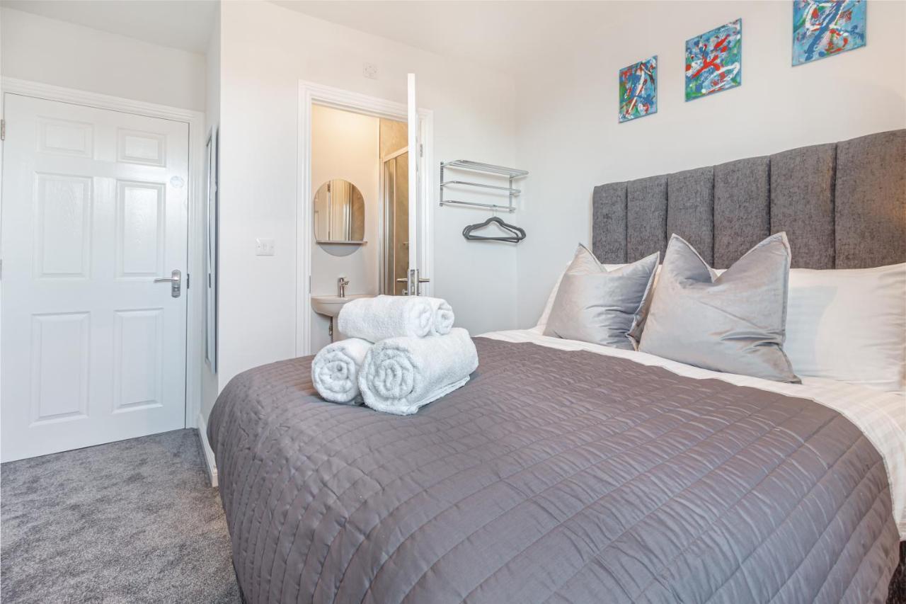 Host & Stay - The Bull Inn, 3 Double Rooms Fernhill Heath Exteriér fotografie